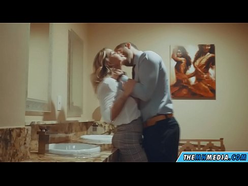 ❤️ Кад те прсата плавуша заведе у јавном тоалету ❤❌ Јебени видео на sr.xxxdesichudai.ru ﹏